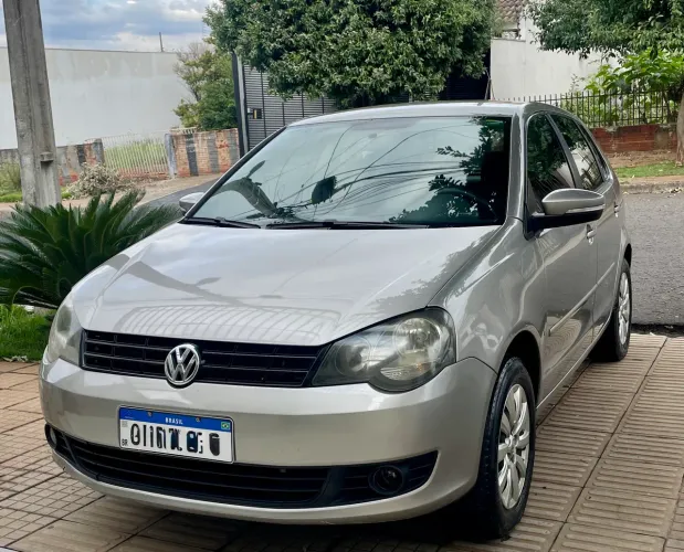 Volkswagen Polo 1.6 Mi/s.ouro 1.6 MI Tot.flex 8V 5P 2013