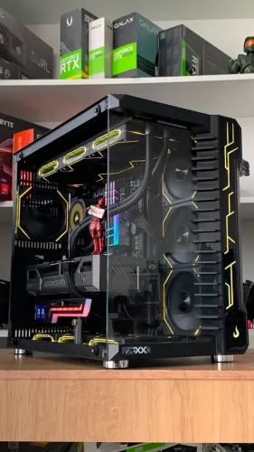 PC GAMER - RYZEN 7 5700X3D | RTX 5060 Ti 16GB | 32GB RAM 3600MHZ