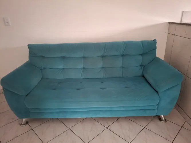 DOAÇÃO DE SOFÁ E CÔMODA