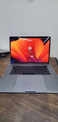 Macbook 2017 i7 16g 512hd