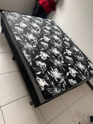 Vendo cama de casal conjugada