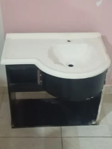 Cuba para banheiro com gabinete