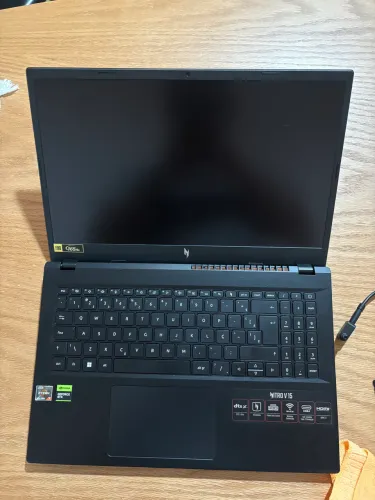 Acer Nitro V15 Ryzen 7 7735HS RTX 4050 16GB SSD 512GB 165Hz | Garantia + NF