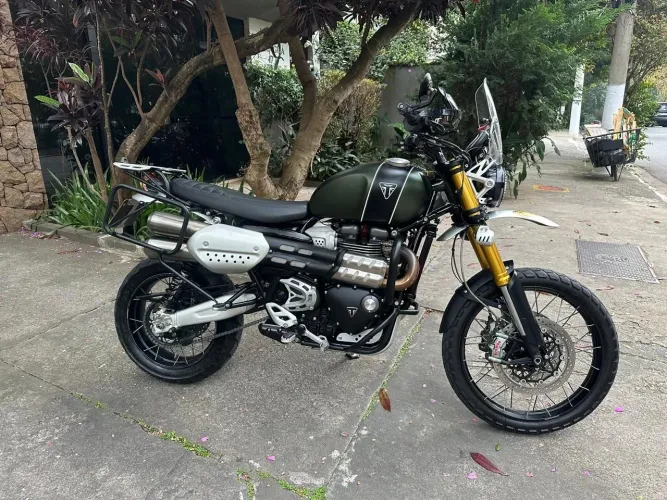 Triumph Scrambler 1200 XE