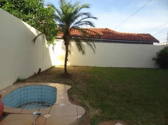 ""Vendo casa em Praia Grande Serra""