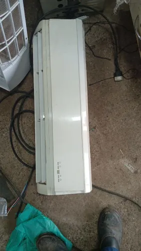 Vendo ar condicionado 12 mil BTUs convencional apenas 1200 instalado