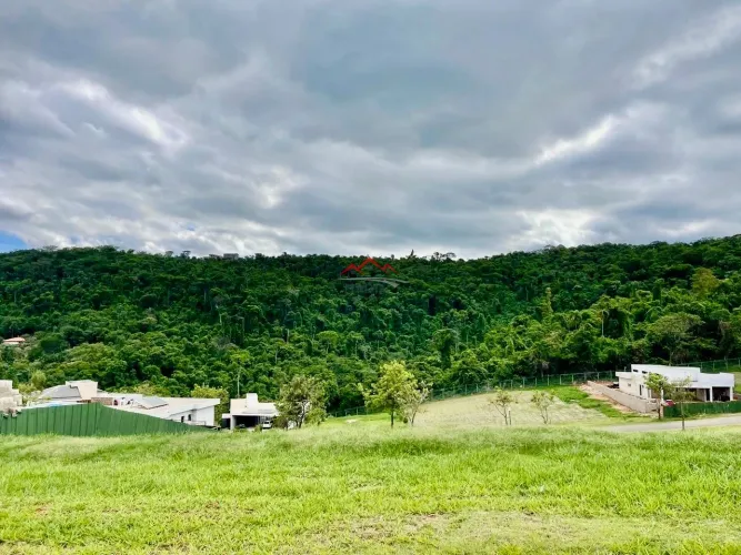 TERRENO À VENDA NO CONDOMÍNIO FAZENDA SERRA AZUL EM ITUPEVA - SP