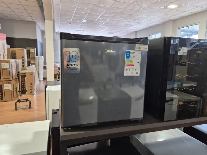 Frigobar MIDEA 45 LITROS