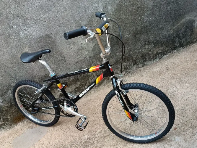 Caloi Cross freestyle aro 20