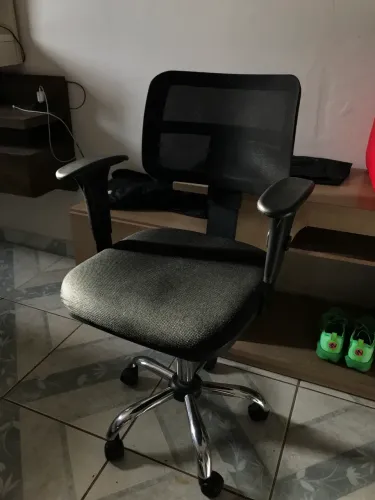 Cadeira para escritório ou estudos