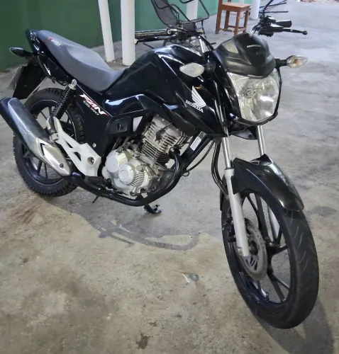 Vende-se fan 22//22