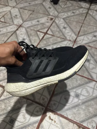 Vendo ou troco adidas ultraboost N37