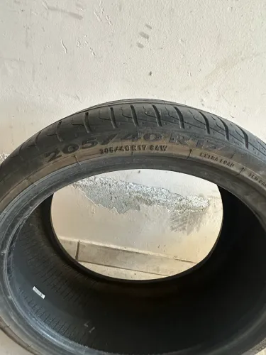 Pneu