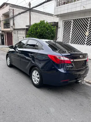Hyundai HB20S C.style/c.plus1.6 Flex 16V Aut. 4P 2015