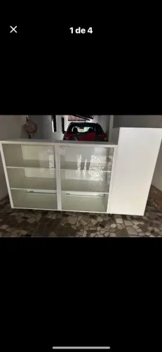 Vende-se um balcão de madeira 