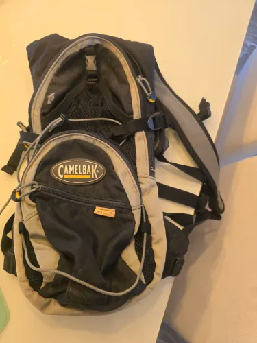Camelback mule 3l