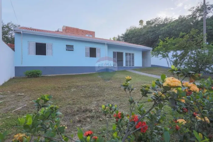 Casa à venda, térrea em bairro/Tietê