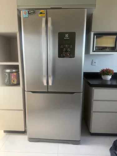 Electrolux French Door 579 litros de aço inoxidável