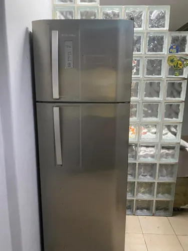 Geladeira Electrolux duplex Frost Free inox