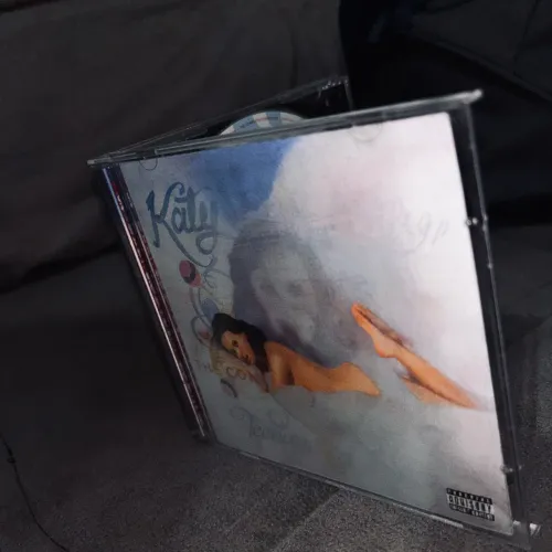 Katy Perry - Teenage Dream (The Complete Confection)