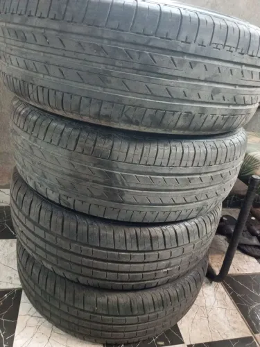Pneu 205/60/16
