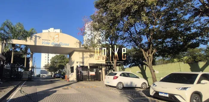 Apartamento com 3 dormitórios/quartos para alugar, 67 m² por R$ 3.200/mês - Jardim América