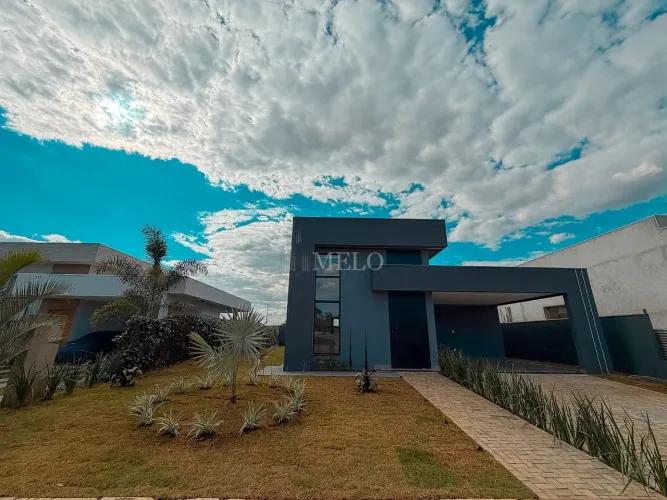 Casa à Venda no Villas Park 3 por R$1.400.000,00