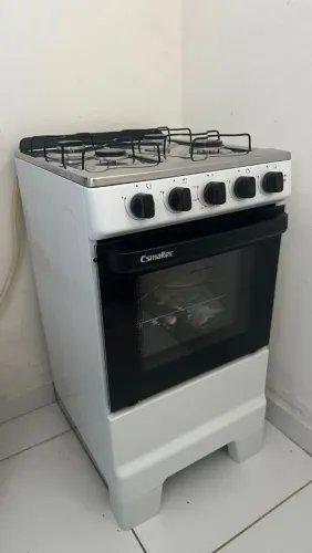 Fogão 4 bocas novo