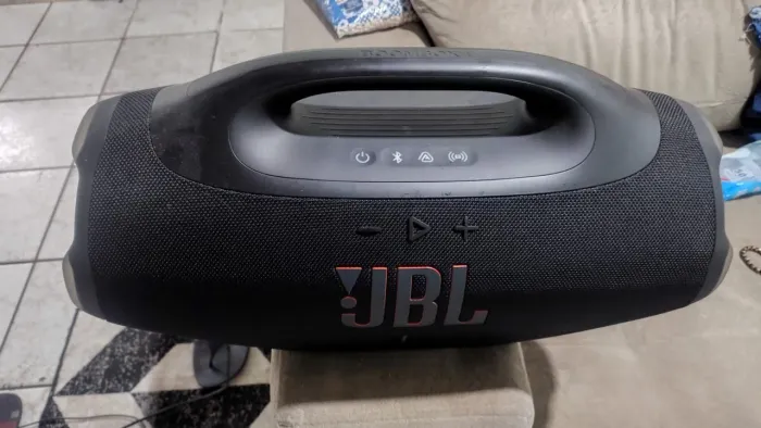 Jbl bombox 4