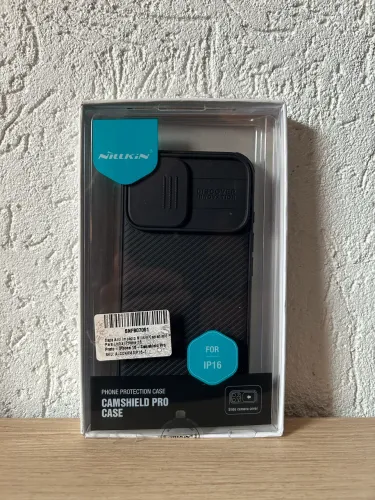 Capa Nillkin CamShield Pro para iPhone 16