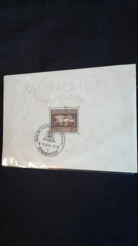 Souvenir filatélico oliempidas de 1936