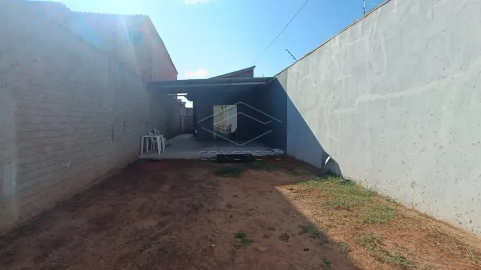 LINDA CASA COM AMPLO ESPAÇO E BOA LOCALIZAÇÃO EM BAURU/SP