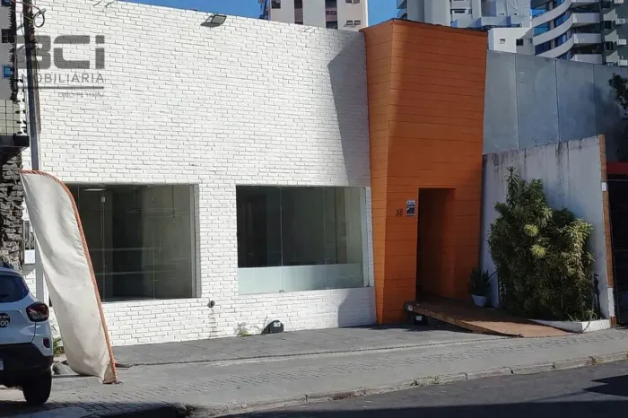 Casa para alugar, 250 m² por R$ 8.600 + taxas - Aflitos - Recife/PE.