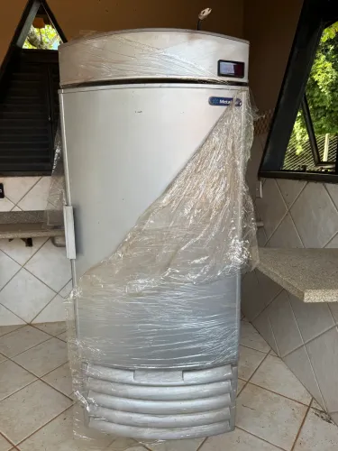 Cervejeira Metal frio