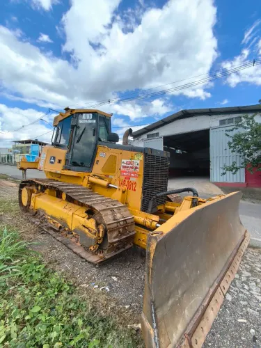 Trator esteira Jooh Deere 850j 2013