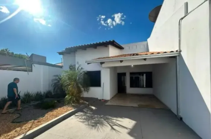Casa no monte santo á venda