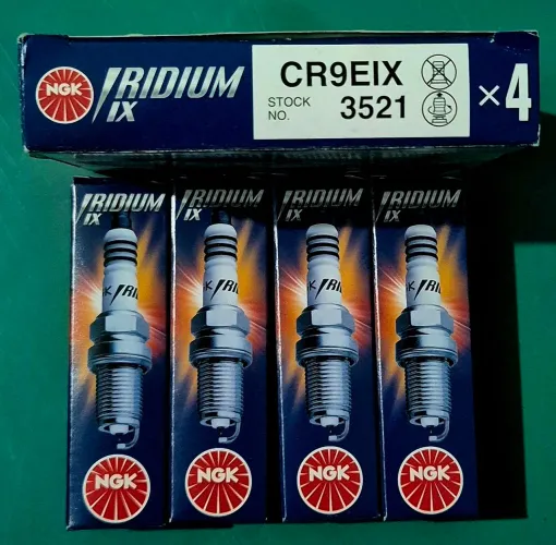 Vela iridium NGK CR9EIX