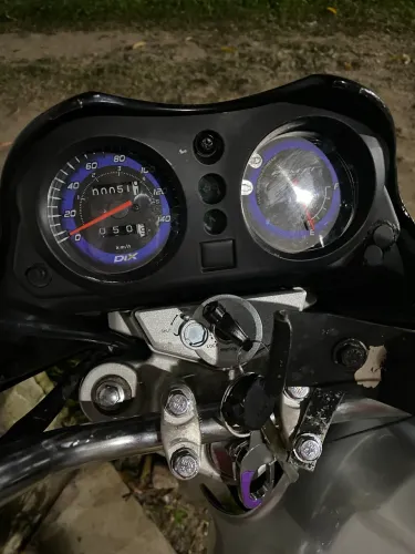 Vendo ou troco Titan 150