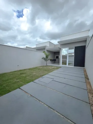 CASA PLANA 03 DORMITÓRIOS EUSÉBIO