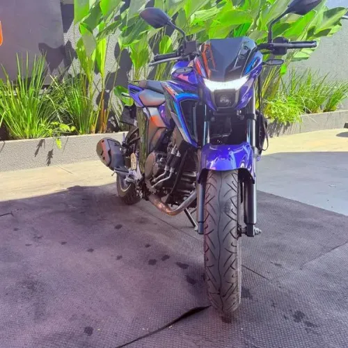 YAMAHA FZ25 FAZER 2025