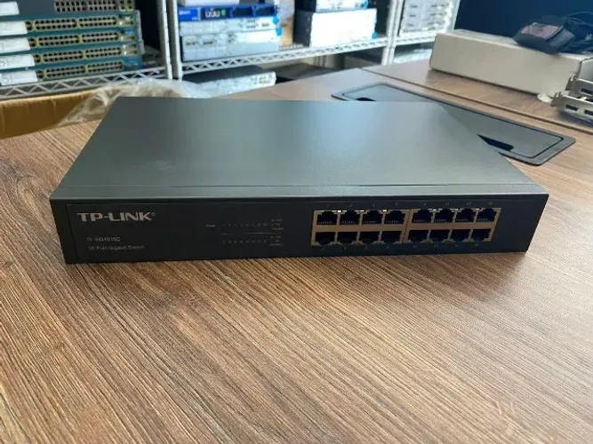 Switch TP Link 16 Portas Gigabit 100/1000 1016D Usado