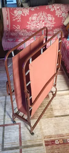 Cama dobrável de solteiro
