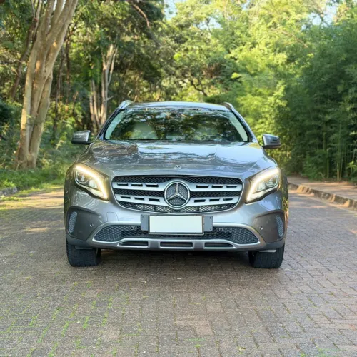 Mercedes-Benz GLA 200 Adv. 1.6/1.6 TB 16V Flex Aut. 2020