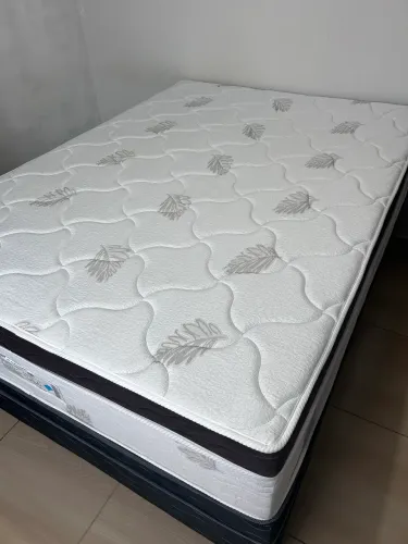 Colchão de casal - 3 meses de uso