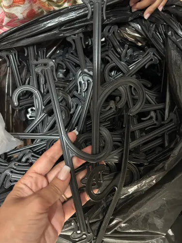 Cabides para calcinha e sutiã