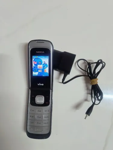 Celular Nokia 2720