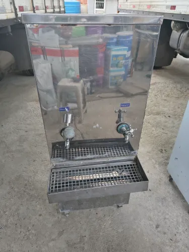 Bebedouro inox 25 litros 220v