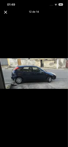 Ford Focus 1.8 16V 5P 2002