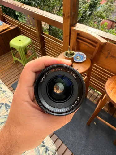 Vendo lente Fujifilm XF 23mm f/1.4 R
