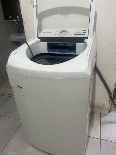 Máquina de lavar Eletrolux led14